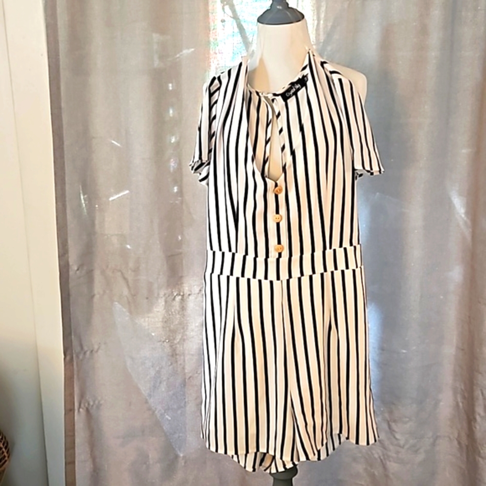 Crystal Sky Juniors Romper Size 13 White Black Stripe Tie Waist Faux Buttons